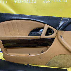 Обшивка двери Maserati Quattroporte M139/MQP '2004 4 шт.комплект перед, лев треснута