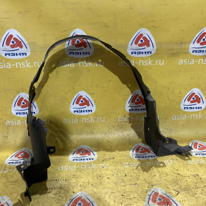 Подкрылок Mercedes CLK-Class W208/C208 '2001 перед, прав надорван A2086985430