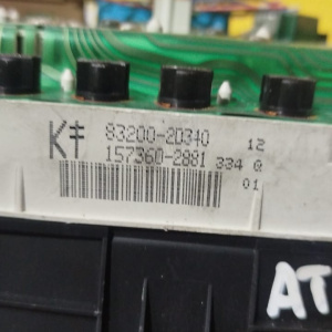 Панель приборов TOYOTA Carina AT190 дефект крепления 83200-20340