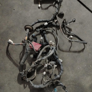 Коса ДВС Toyota 1NZ Funcargo NCP21 2WD a/t U340E 10к.+  компьютер 89661-52400 разъём компьютера в 3 ряда 82121-52361