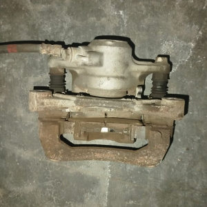 Суппорт Subaru GPE Impreza XV зад, прав