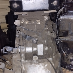 МКПП Mitsubishi 4M40 Canter/Fuso FB50AB 2WD 5 ст. алюминий 14 шлицов на валу ДЕФЕКТ КОРПУСА ME582103 (MO15S5A103 18/5) 4,733 / 0,839