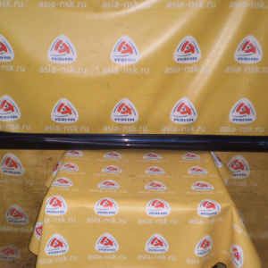 Накладка на порог TOYOTA Corolla Spacio AE111 R 76911-13020