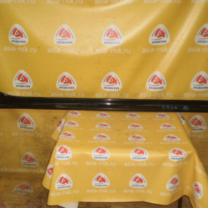 Накладка на порог Mitsubishi Lancer CY4A/CX3A R Дефект крепления 6512A058