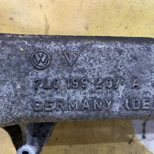 Балка Volkswagen Touareg 7LA F в 7L0199207A