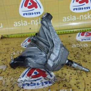 Крепление подушки ДВС Nissan CR12 March AK12 m/t + шпилька перед, лев ( 038117 ) 11253-AX000 + 11298-AX000