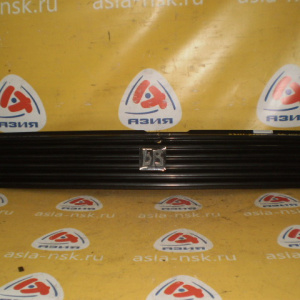 Решетка радиатора TOYOTA bB NCP30 Дефект крепления 53111-52070