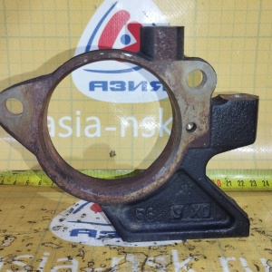 Кронштейн привода Toyota 3S-FE/4S-FE/3S-FSE Vista SV30/SV40/SV50/ST170/ST180/ST191/ST210 2WD a/t чугун ( 56 ) 43457-20030