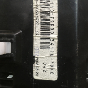 Панель приборов SUZUKI Escudo TDA4W '2010- дефект 34110-79K00