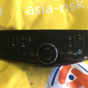 Климат-контроль Nissan C26 Serena 27500 1VA1A