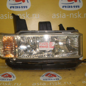 Фара HONDA P3128 прав Mobilio Spike GK2 '2002 Xenon (в сборе)