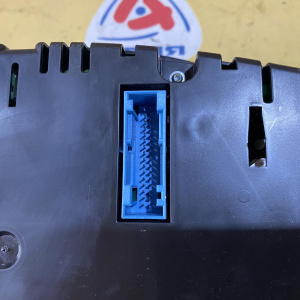 Панель приборов Volkswagen Tiguan 5N1 CCZC '2011 240 km/h 5N0920872