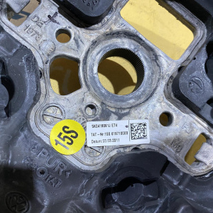 Руль Volkswagen Tiguan 5N1 '2011 3 спицы, чёрная кожа 5K0419091J