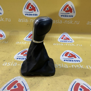 Ручка переключения АКПП Volkswagen Tiguan 5N1 '2011 7-ступ. робот чёрная кожа