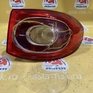Стоп Volkswagen Tiguan 5N1 '2008-2011 R снаружи (дефект стекла) 5N0945096H