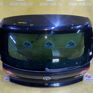 Дверь задняя Volkswagen Tiguan 5N1 '2011 LC9X 2.0 TSI 4motion в сборе, фонари до рест. (вмятинки) 5N0827025G
