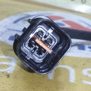 Датчик кислородный Mitsubishi 4G93 Lancer Cedia CS5W 4 конт. номер 1 GDI OZA547-M3 / MR560352
