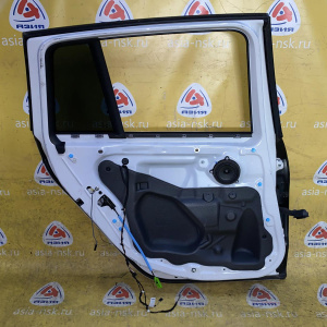 Дверь боковая BMW 2-Series Gran Tourer F46 '2017 зад, лев В сборе (вмятины, царапины) 41517392325