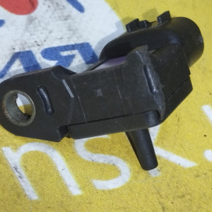 Map-сенсор Subaru 22012-AA090 / 22012-AA160 Forester SF5 EJ20G/EJ205 ДЕФЕКТ КРЕПЛЕНИЯ