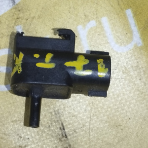 Map-сенсор Toyota 89420-32070 Camry SV40 3S/4S ДЕФЕКТ КРЕПЛЕНИЯ