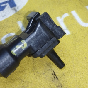 Map-сенсор Toyota 89421-20200 RAV4 2AD-FTV ДЕФЕКТ КРЕПЛЕНИЯ