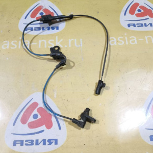 Датчик ABS Toyota Corolla Fielder NZE141/NZE144/ZRE142/ZRE144 перед, лев 89543-12100