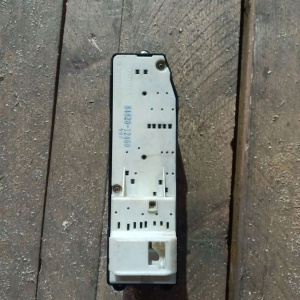 Пульт стеклоподъемника TOYOTA Corolla NZE120 перед, прав без обрамления 84820-12460