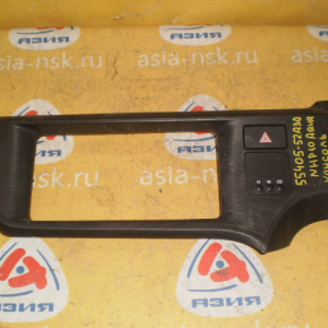 Рамка магнитофона Toyota 55405-52A30 Aqua NHP10