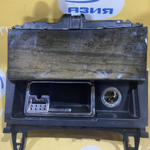 Консоль центральная Mercedes A2046803407 C-Class W204 '2008 732+808 Комплект с пепельницей A2046800179 и под климат A2046803607