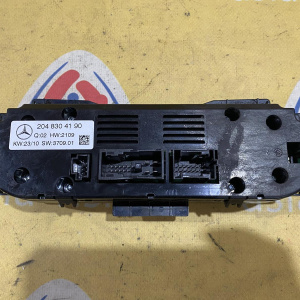 Блок управления климат-контролем Mercedes W204 C-Class '2010 A2048304190