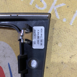 Консоль центральная Mercedes A2046803407 C-Class W204 '2010 732+801 Комплект с пепельницей A2046800179 и под климат A2046803607