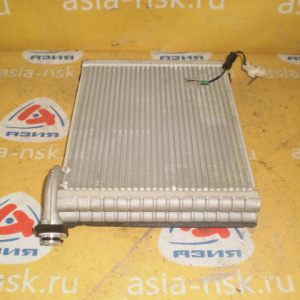 Испаритель кондиционера Toyota NHP10 Aqua