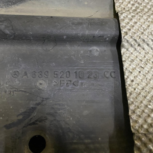 Защита двигателя Mercedes Viano W639 '2008 A6395201023