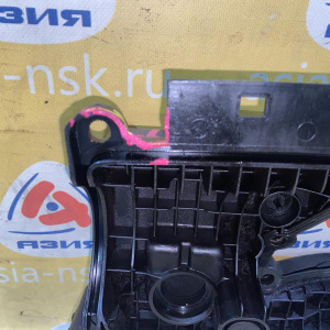 Крышка клапанная BMW N42B20AB 3-Series E46 дефект(скол) 11127506728