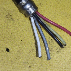 Датчик кислородный Nissan VQ40 Pathfinder R51 6к. 5 проводов , номер 1 ДЕФЕКТ ОБРЕЗАН РАЗЪЁМ 0258007018