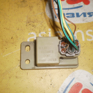 Реле Subaru Levorg VM4 омывателя фар 88018-FJ000