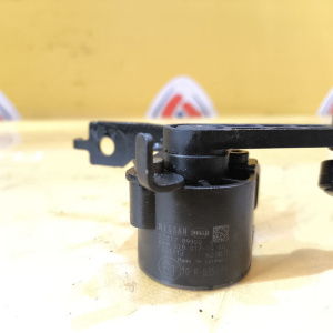 Датчик уровня кузова Nissan Qashqai J10 R 5381289900