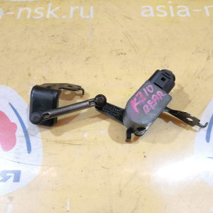 Датчик уровня кузова Nissan Qashqai J10 R 5381289900