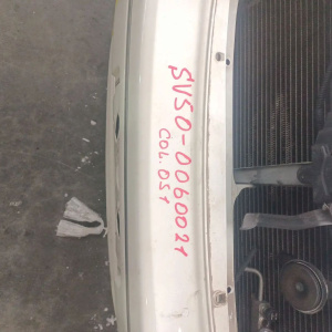 Ноускат Toyota Vista SV50 '2000-2002 a/t дефект крепления правой фары ф.32-174 хром