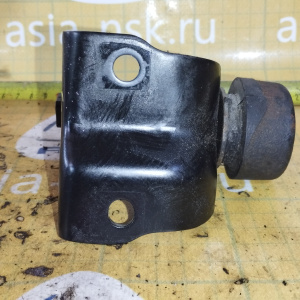 Крепление подушки ДВС Toyota 3S-GTE Caldina/Ipsum ST246/ACM26 4WD a/t зад. U140F крепится на 2 болта F 12321-28110