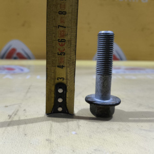 Болт крепления шаровой опоры Toyota Crown/Mark X GRS180/GRS200/GRS204/GRX120 F крепления шаровой опоры 91552-L1455