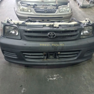 Ноускат Toyota Town Ace Noah KR42 '1999-2001 a/t лампа-фары.(дефект решетки) г.28-112