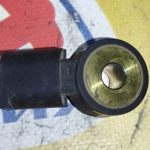 Датчик детонации Suzuki N32A Grand Vitara TDB4/JB632 L=R 12605738 / 18640-78J20