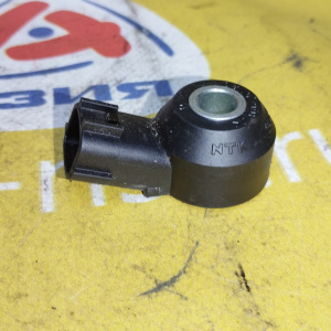 Датчик детонации Mazda PE CX-5 KE PE01 41 / PE0118921