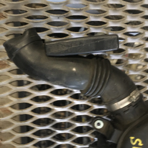 Корпус воздушного фильтра Subaru SH5 Forester с гофрой