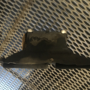 Радиатор масляный Mazda Bongo Friendee SGLR WL с воздухозаборником