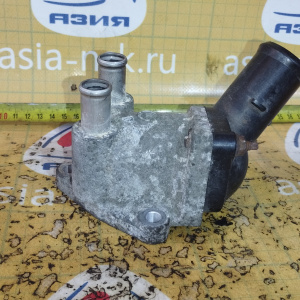 Корпус термостата Toyota 16321-37010 + 16323-37010 / 16323-37020/16323-0T030 Corolla ZRE151 1ZR/2ZR крышка + корпус