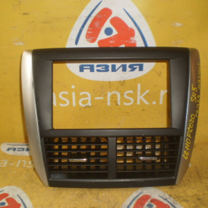 Рамка магнитофона Subaru 66110 FG020 Forester SH5