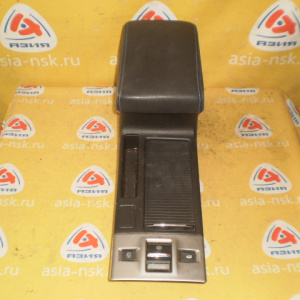 Бардачок между сиденьями Subaru S22006170 Levorg VM4