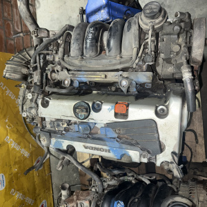 Двигатель Honda K20A4-3002530 БЕЗ КОНДЕРА CR-V RD8